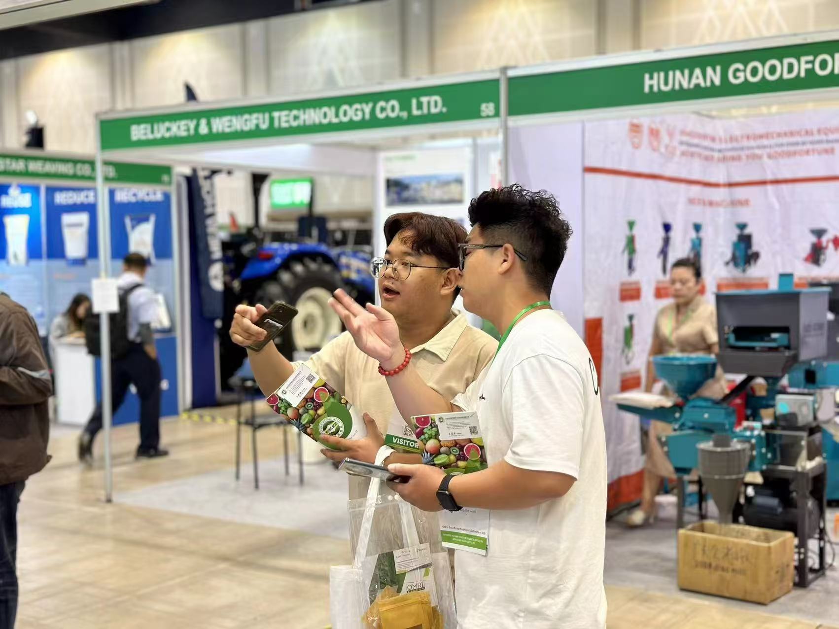 Shandong Huayuan Humic Acid invita a los clientes a contactarnos Exposición internacional de maquinaria agrícola de Tailandia 2024